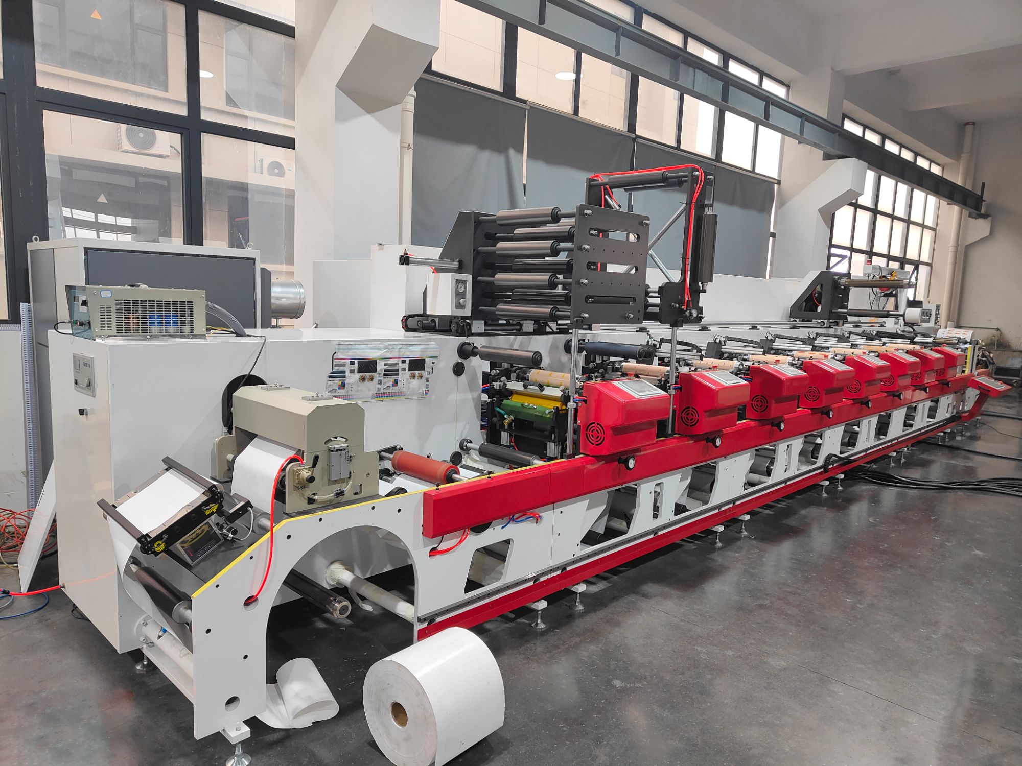 Inline Type Flexo Press for Perfume Cosmetics  Wine Beer Bottle Labels