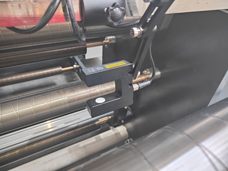 Auto Web Guide System