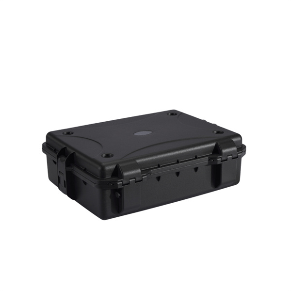 Maximize convenience and portability with a clipper carrying case