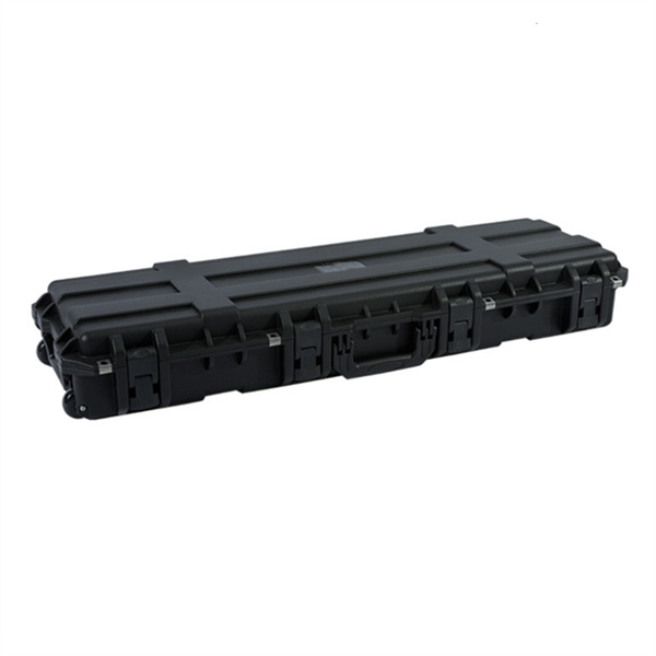 Enhance your shooting experience with a gun case featuring a high-quality scope