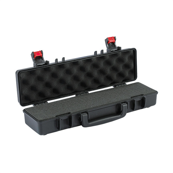 With its sturdy construction, the IP67 case offers maximum protection for your device.