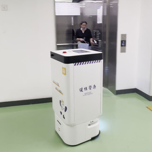 How AGVs and AMRs Reduce Operational Costs for Wholesale Businesses