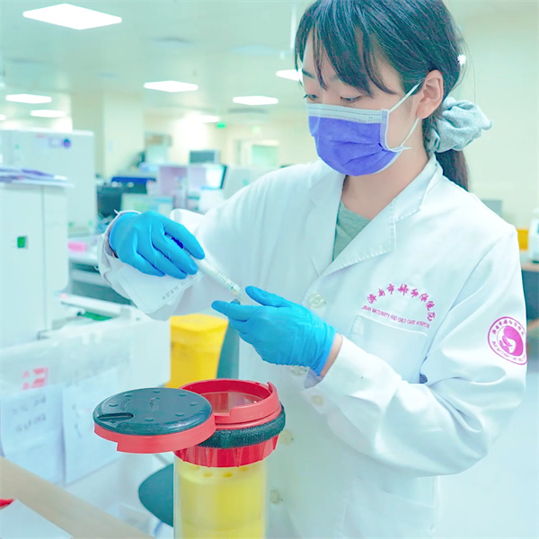 How Pneumatic Tube Systems are Revolutionizing the Logistics Industry