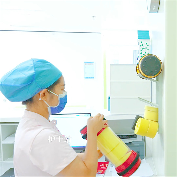 How Pneumatic Tube Transport Systems are Revolutionizing Healthcare Efficiency