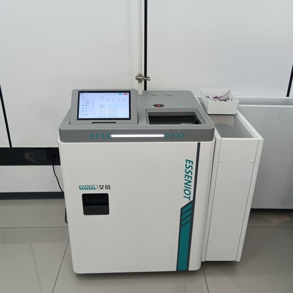 How Specimen Transport Systems Improve Laboratory Efficiency