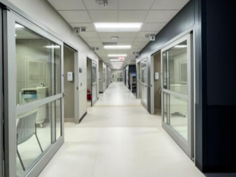 Warum Krankenhäuser zentralisierte Entsorgungsmodelle für medizinische Abfälle überdenken