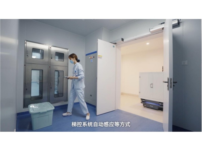 Autonomous Access Mastery: AMR Overcoming Spatial Barriers in Hospitals