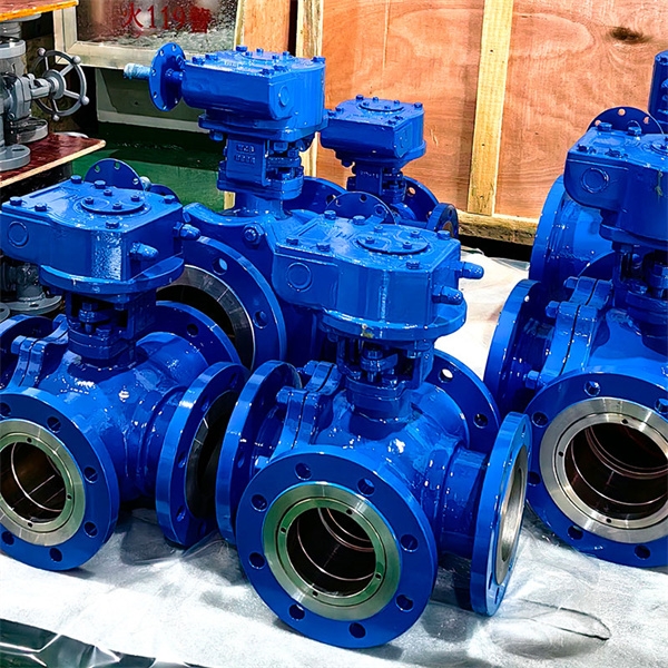 The Many Applications of a 4 Way Ball Valve