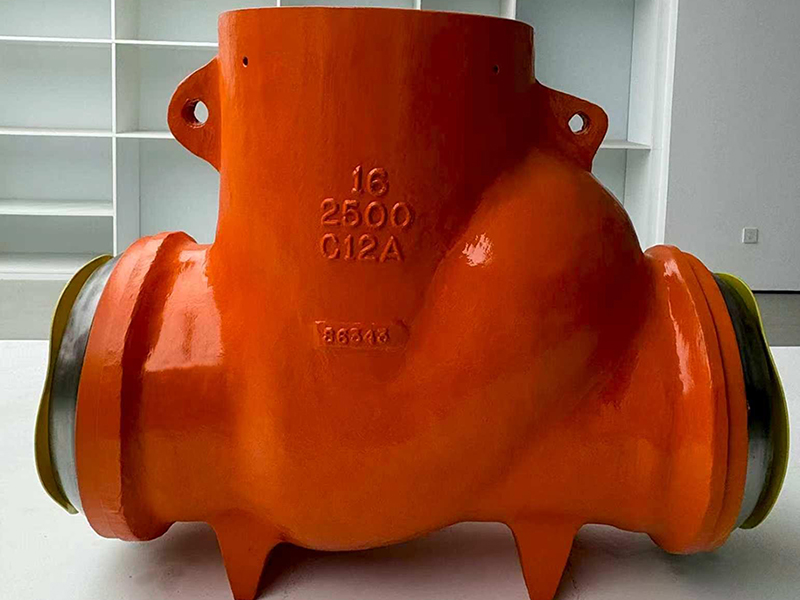 Aký je návod na výber materiálu pre vysokoteplotné ventily v teplotnom rozsahu od 550 °C do 1100 °C?