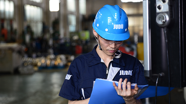 INDUSTRIAL VALVES<br />MANUFACTURER