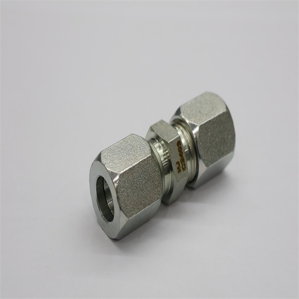 Experience the superior performance of DIN 2353 compression fittings