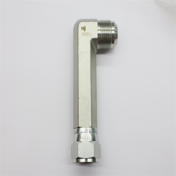 What are the benefits of using JIS hose fittings