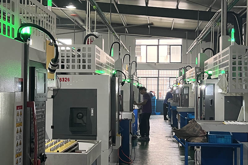Automatic CNC machine
