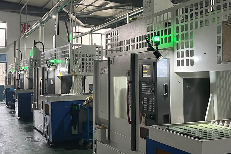 Automatic CNC machine