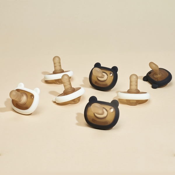 Tips for Effectively Using Day and Night Pacifiers