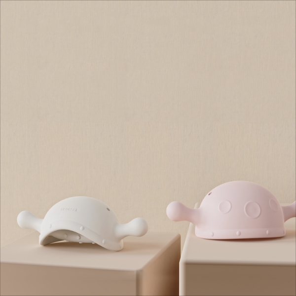 What Are the Benefits of Investing in Premium Teething Toys?