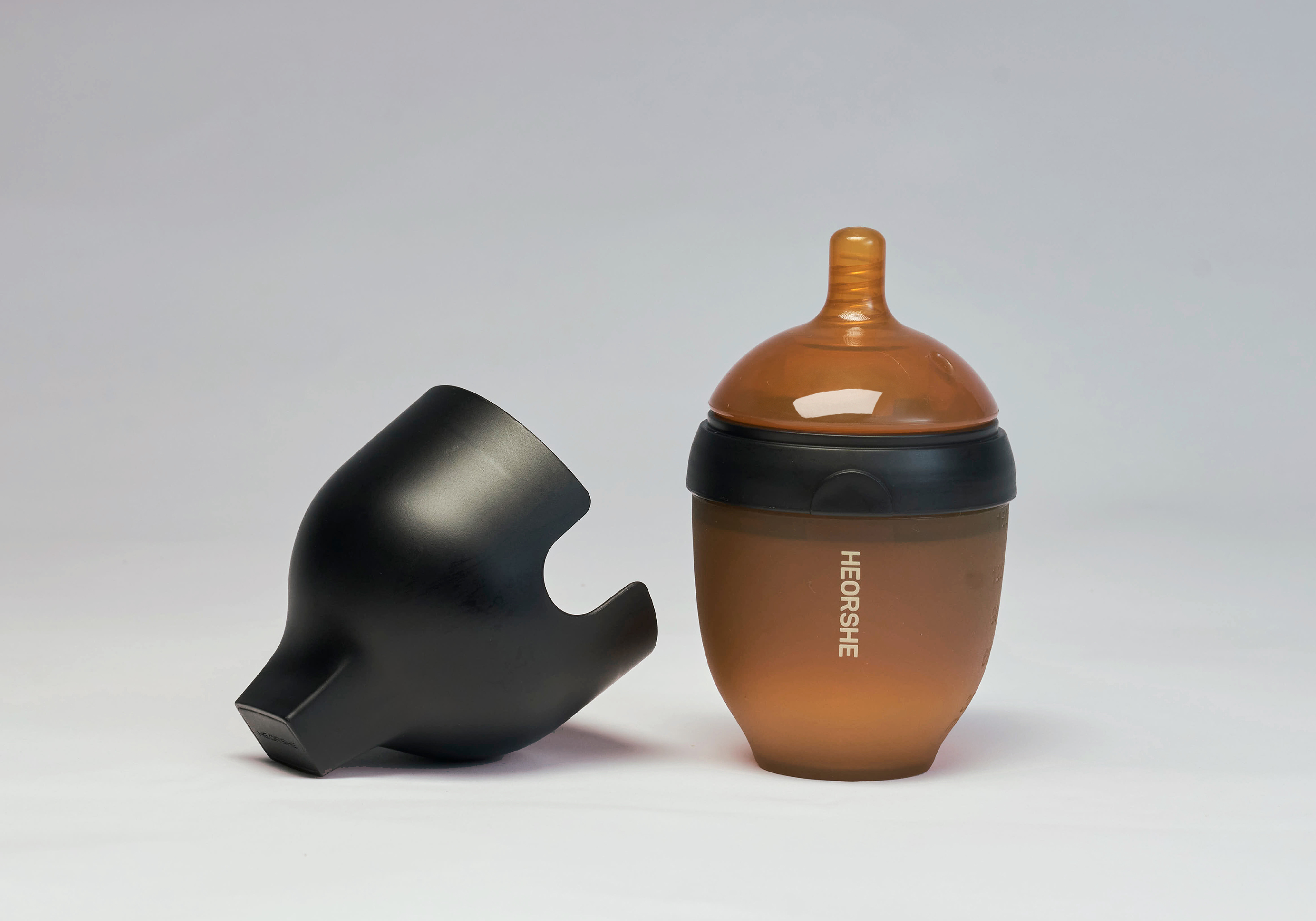 What is anti colic feeding bottle