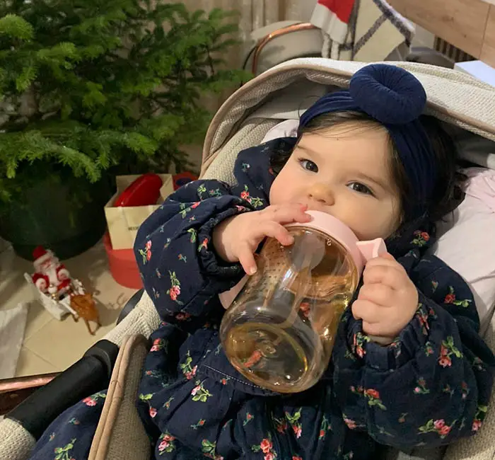 When and how to introduce a sippy cup