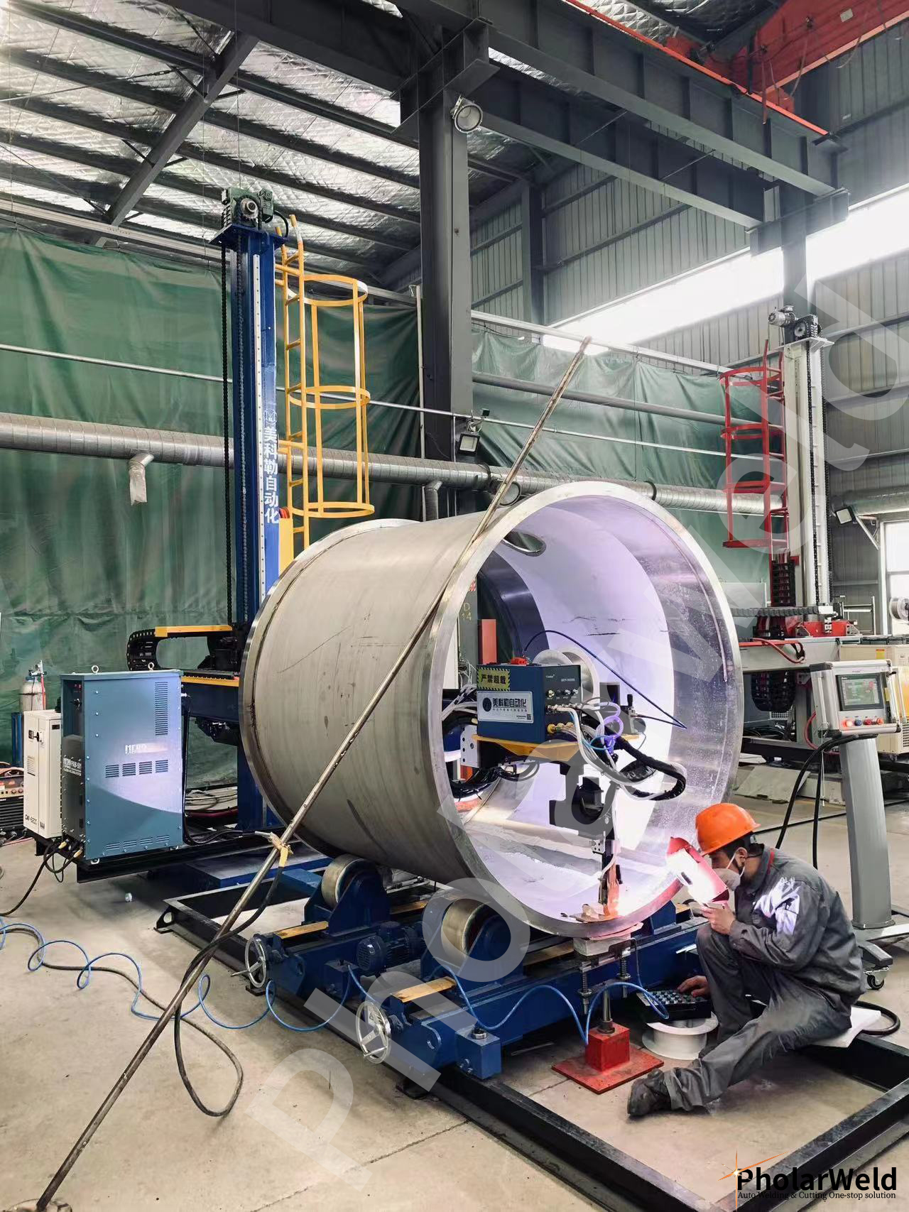 How to Choose Between Automatic Welding Machines and Manual Welding?