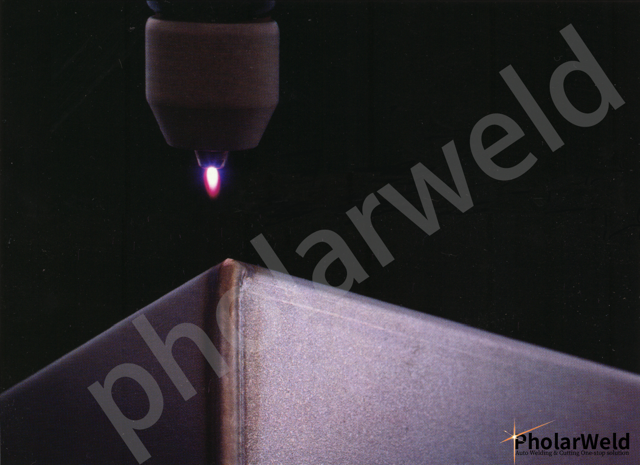 Comparative advantages of plasma welding compared to traditional manual welding