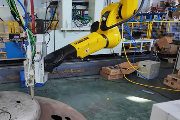 Robotic laser cutting machine, metal vessel heads pipes sheets plates automatic cutter