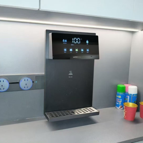 What to Look for When Choosing Filtered Water Dispensers for Your Business?