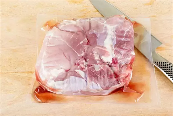 Various Uses of Food Packaging Plastic Wrap