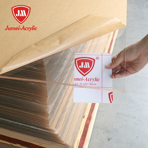 How Bulk Buyers Can Save Costs Purchasing Clear Perspex Sheets Wholesale