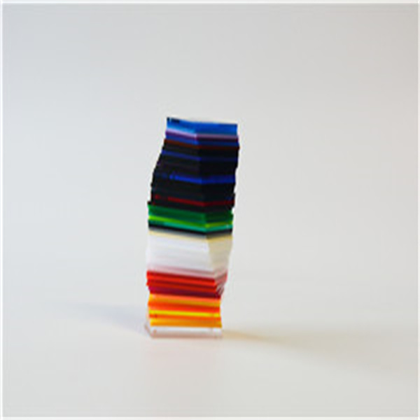 Subtitle 5: Quality plus Service of Plexiglass Glass