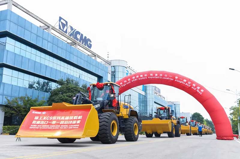 International revenue accounts for over 48%! XCMG has maintained the No. 1 position in the loader export industry for 33 years