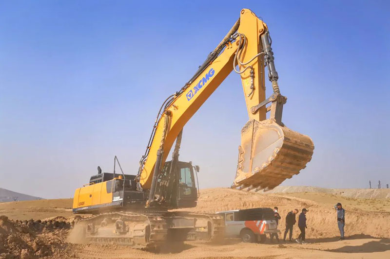 أظهرت XCMG قوتها في "الحفر الكبير" في أوزبكستان!