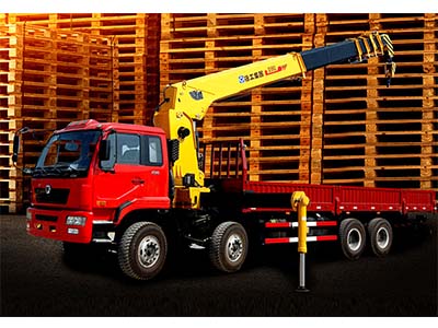 Grúa sobre camión de 16 toneladas de buen rendimiento con pluma telescópica SQ16SK4Q