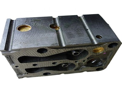 PEÇAS DO MOTOR SINOTRUK HOWO CABEÇOTE 61560040040