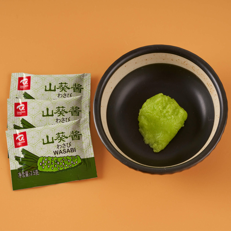 ¿Cómo se mezcla la pasta de wasabi?