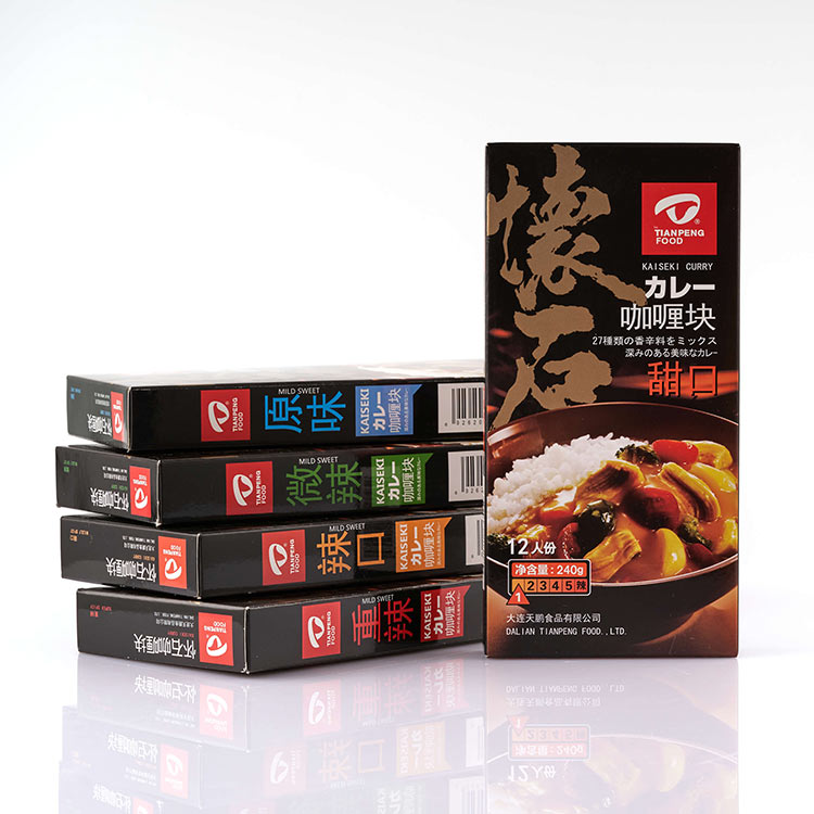 Cubo de curry de 240 g de condimento de pollo y carne de patata sabroso bien vendido