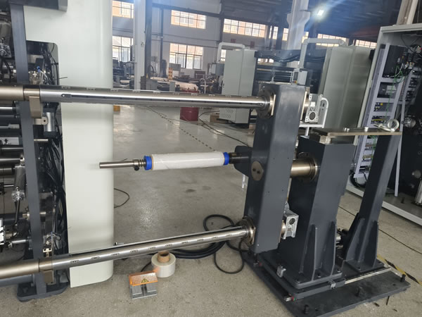 An shigar da na'urar SLC PSA Label Roll Slitter Rewinder a Chile