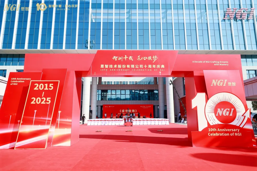 43834a2f-241b-405b-a265-16a942289c7c 43834a2f-241b-405b-a265-16a942289c7c