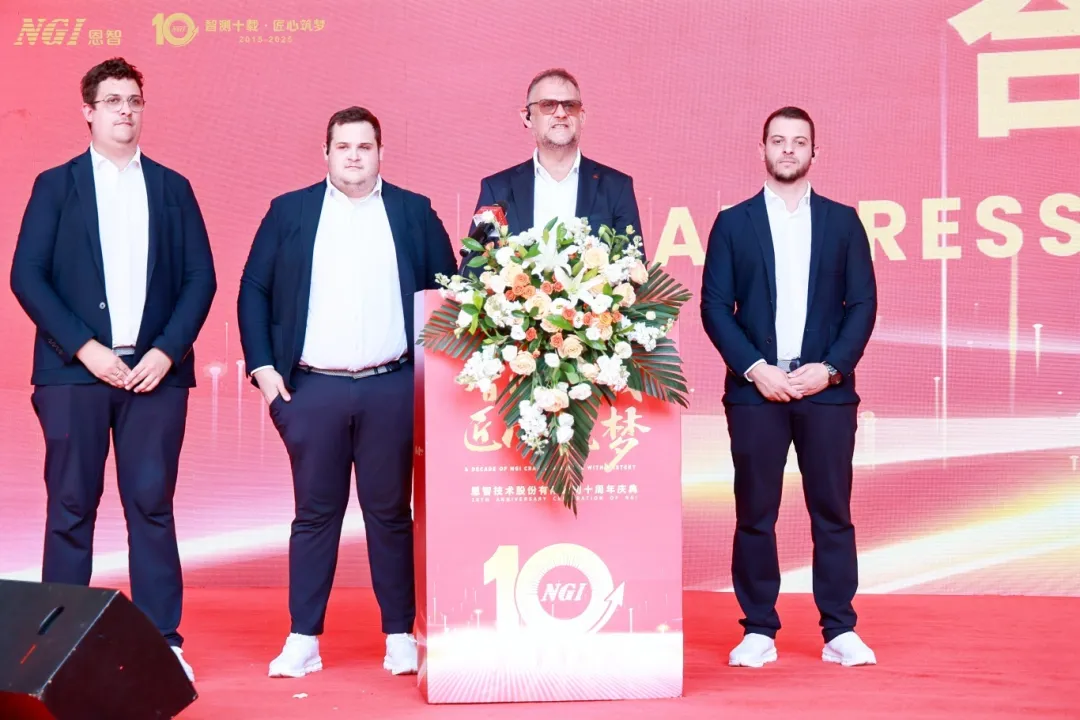 8a757ecef10832c22ee79b952a3cdfb3 8a757ecef10832c22ee79b952a3cdfb3