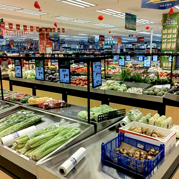 Make a Lasting Impression with Interactive LCD Advertising Displays