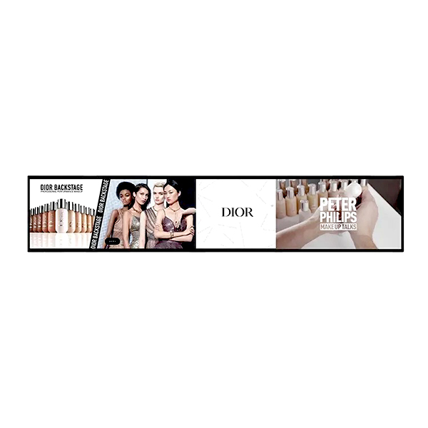 Boost engagement and visibility with digital signage across multiple displays