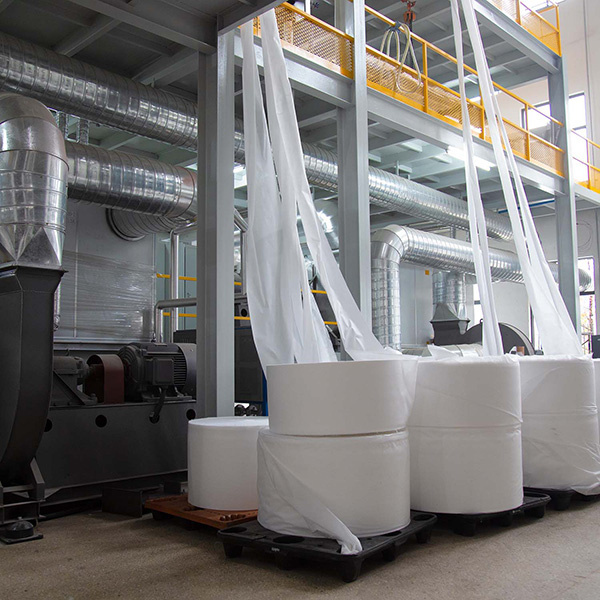 The key components of nonwovens machinery and how they work