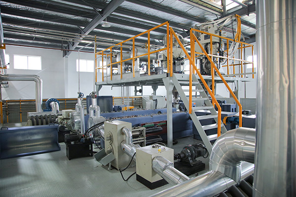 Explore the benefits and applications of Medical SSS PP Non Woven Fabric production Line in the medical industry