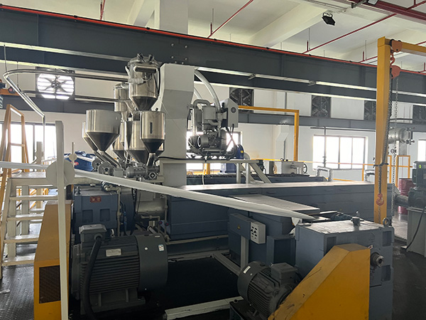 The Environmental Benefits of Using Non Woven Equipmen