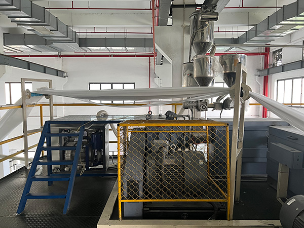 Applications of PP non woven fabric in various industries