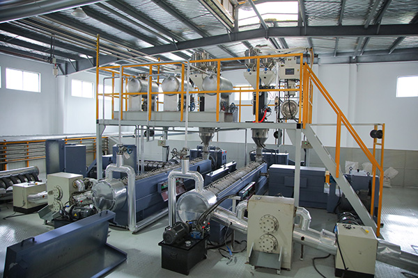 How nonwoven fabric making machines contribute to sustainable mask production