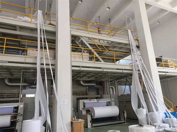 yüksək dəqiqlikli-sss-spunbonded-kompozit-toxunmamış-maşın