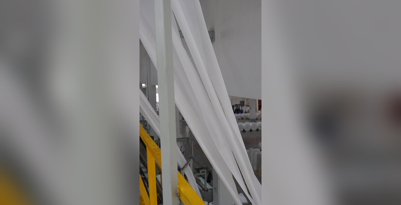 non woven vs woven landscape fabric