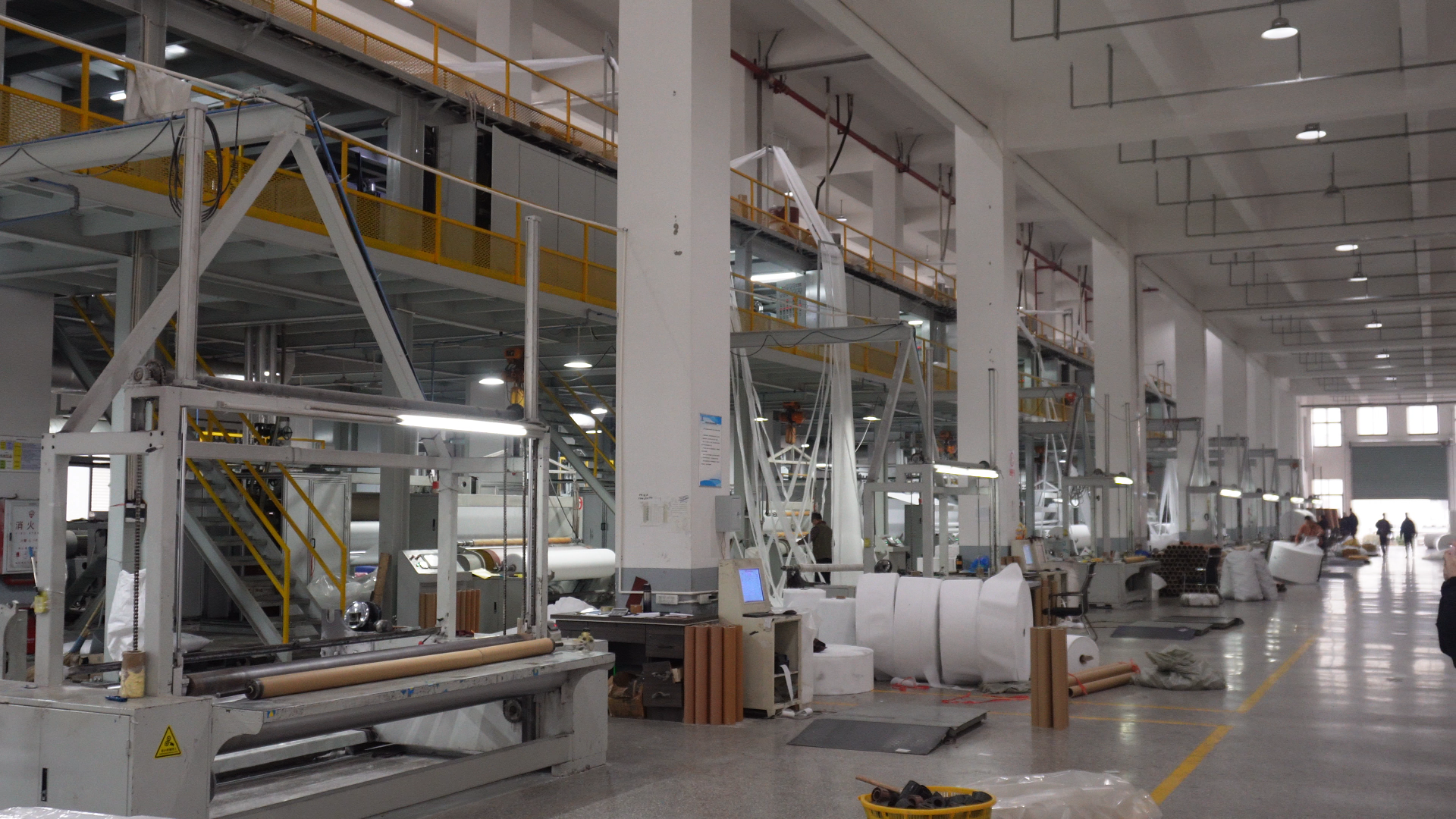 non woven fabric vs woven fabric