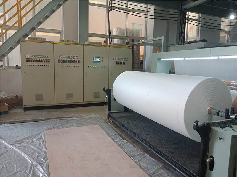 New Drives in Field of Nonwoven Equipment SSS Spunbond Nonwoven Machine
