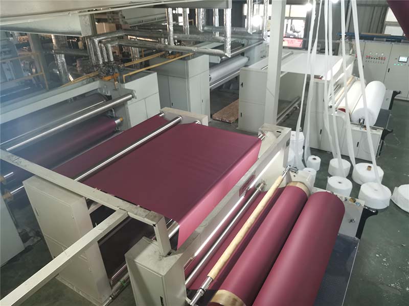 Yüksək Qazanclı Qaynar Satılır Qeyri-toxunmamış Parça Makinası